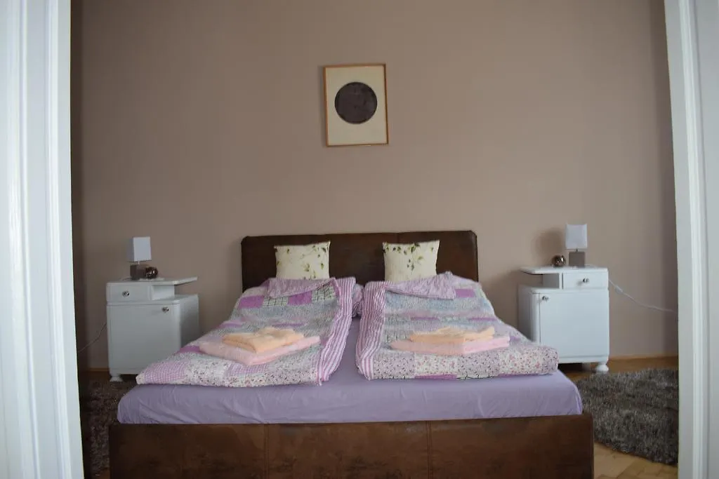 Orient Deluxe Apartments Budapest Ungarn
