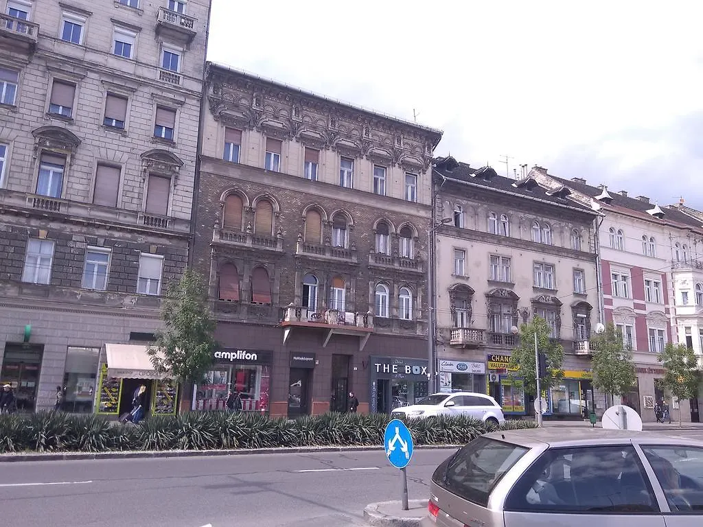 Orient Deluxe Apartments Budapest 0*,